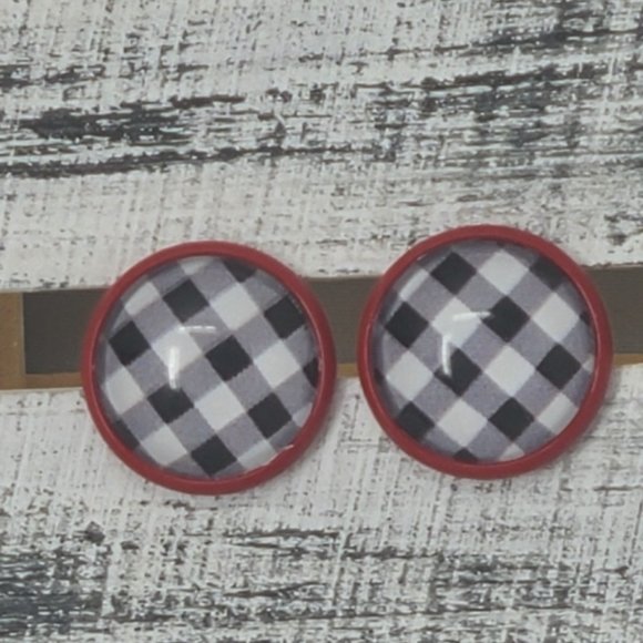 Earrings - Picture 1 of 16